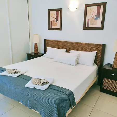 Apartment Duplex Michelle Parque Santiago I En Playa De Americas